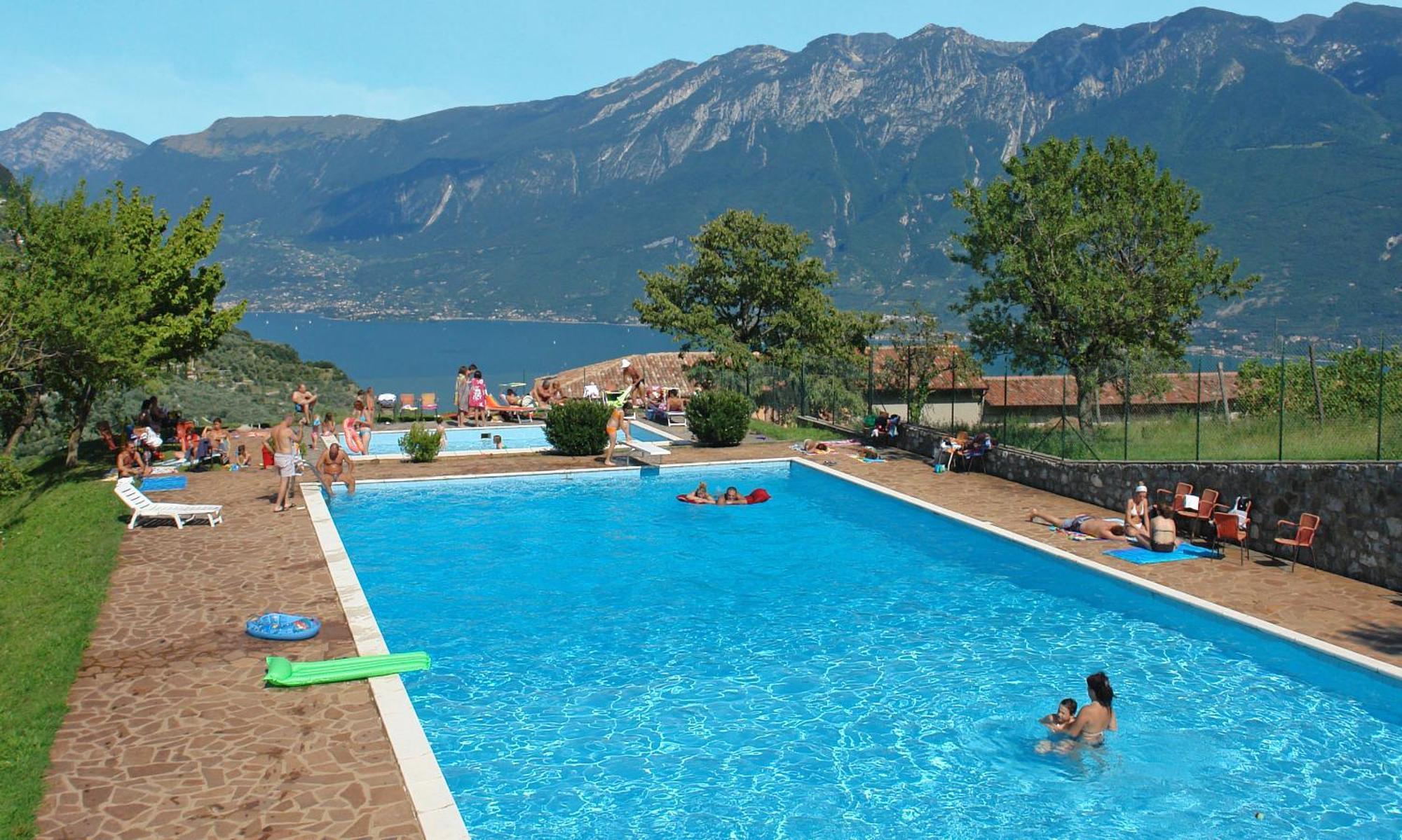 Hotel Garni Al Poggio Tignale Exteriér fotografie