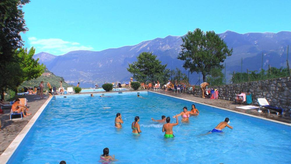 Hotel Garni Al Poggio Tignale Exteriér fotografie